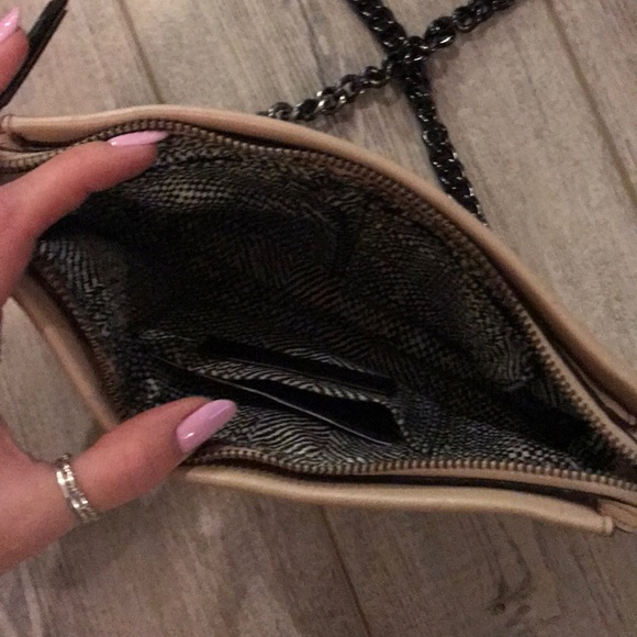 Rebecca Minkoff Avery Crossbody in Pale Pink/Nude - Picture 4 of 8